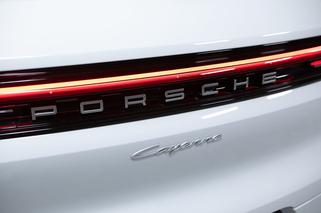 Thumbnail: 2026 Porsche Cayenne - 24