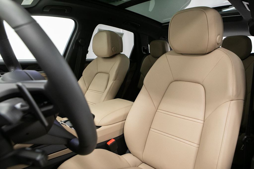 Thumbnail: 2026 Porsche Cayenne - 7