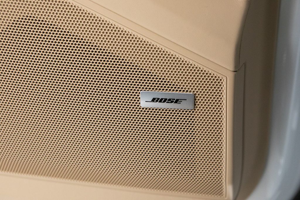 Thumbnail: 2026 Porsche Cayenne - 36