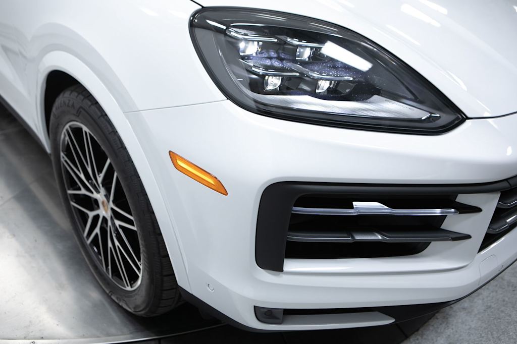 Thumbnail: 2026 Porsche Cayenne - 20