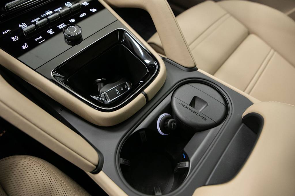 Thumbnail: 2026 Porsche Cayenne - 33