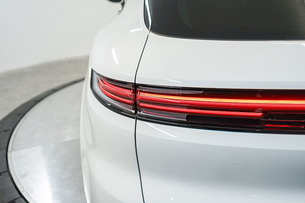 Thumbnail: 2026 Porsche Cayenne - 22