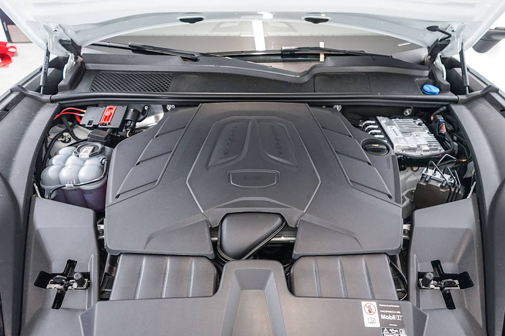 Thumbnail: 2026 Porsche Cayenne - 9