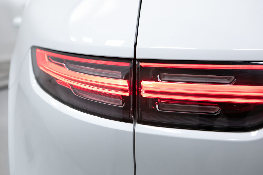 Thumbnail: 2022 Porsche Cayenne - 23