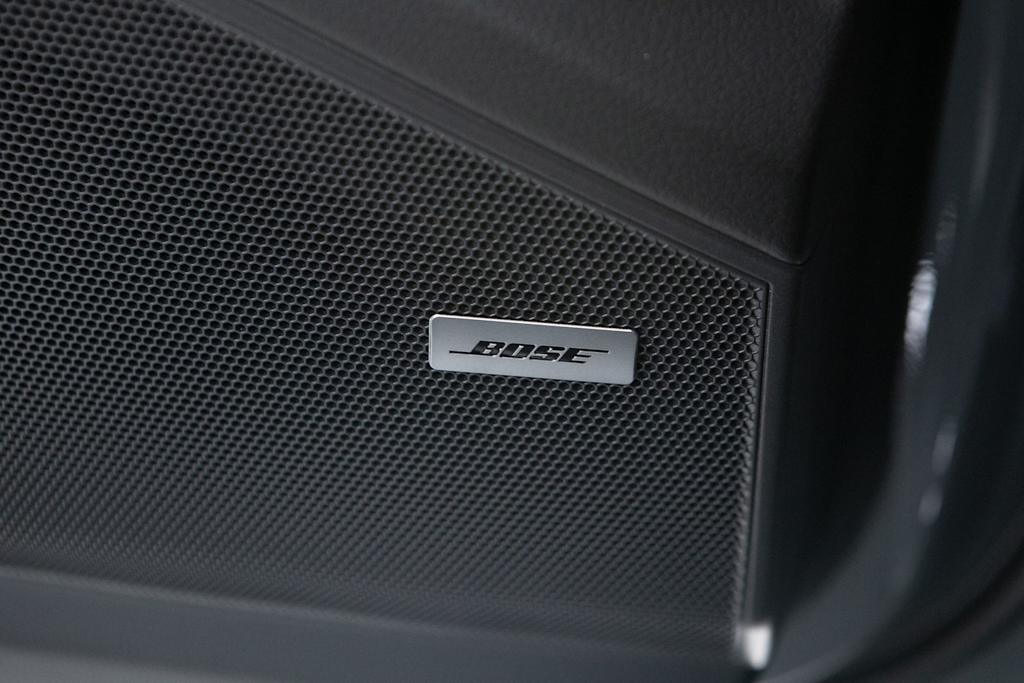 Thumbnail: 2026 Porsche Cayenne - 25