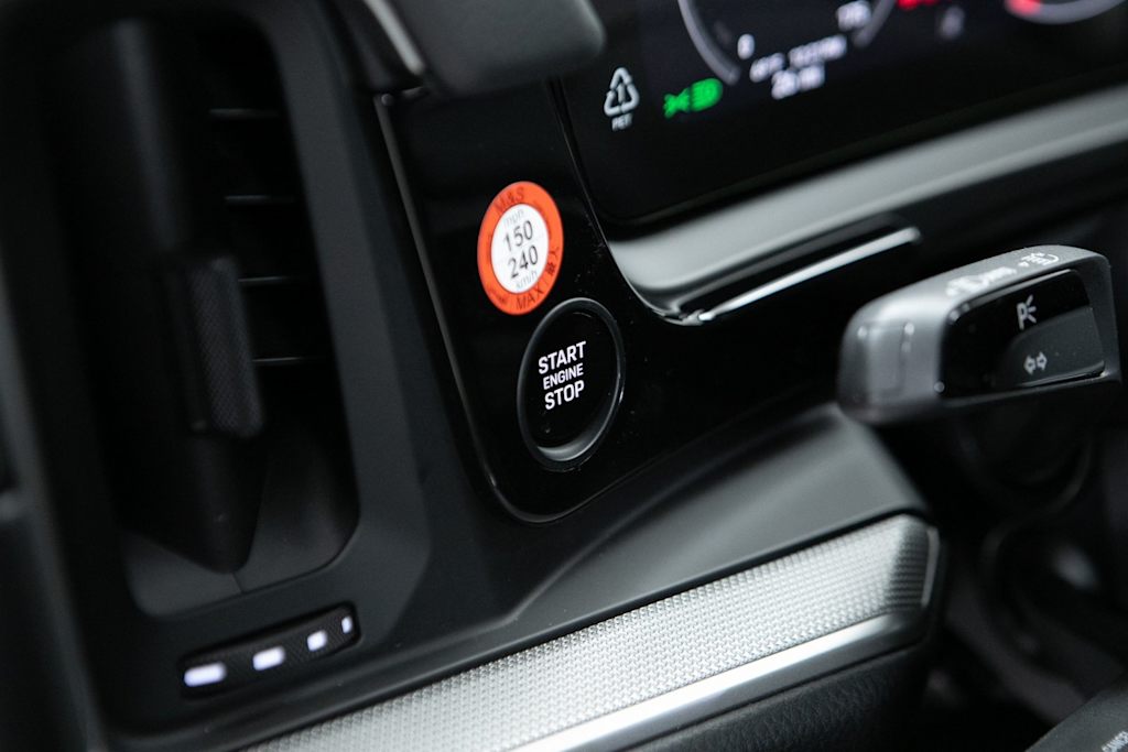 Thumbnail: 2026 Porsche Cayenne - 12