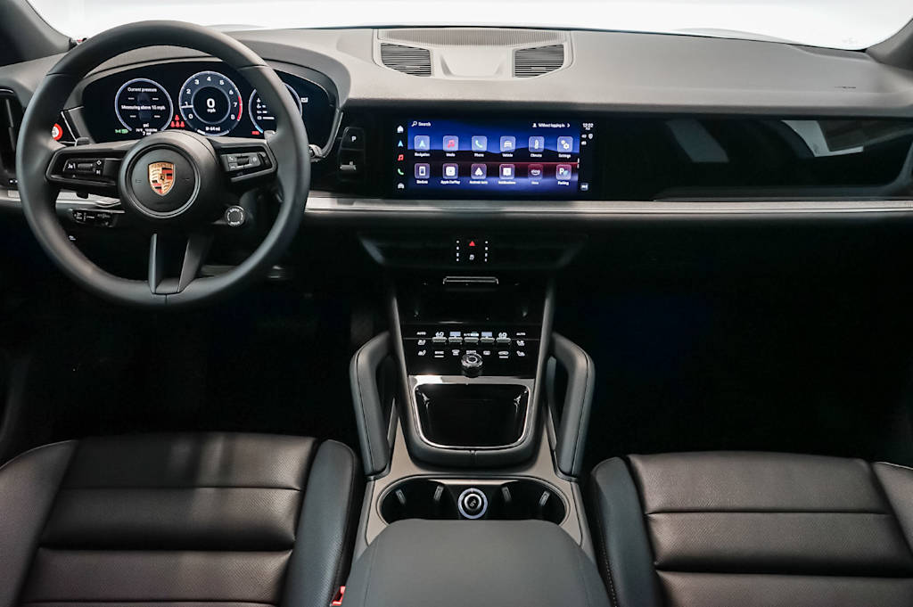 Thumbnail: 2026 Porsche Cayenne - 10