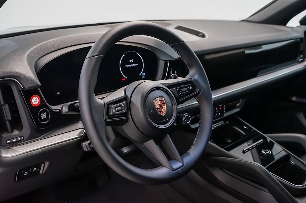 Thumbnail: 2026 Porsche Cayenne - 2