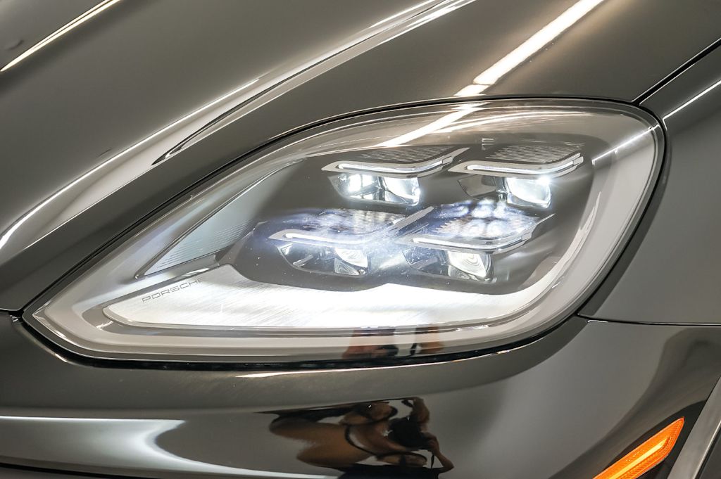 Thumbnail: 2026 Porsche Cayenne - 25