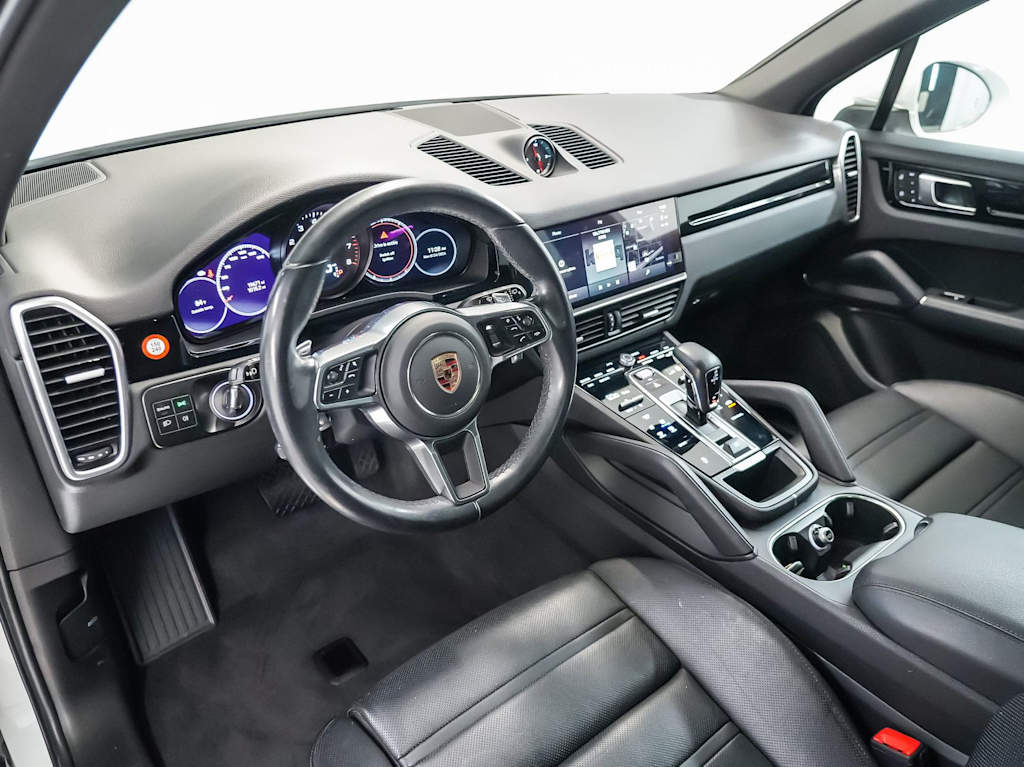 Thumbnail: 2023 Porsche Cayenne - 2