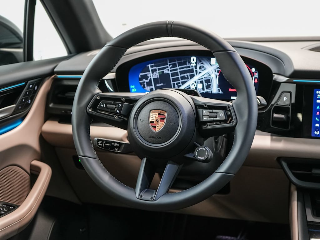 Thumbnail: 2026 Porsche Macan - 13