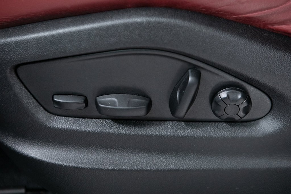 Thumbnail: 2022 Porsche Cayenne - 27