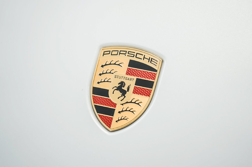 Thumbnail: 2025 Porsche Macan - 25