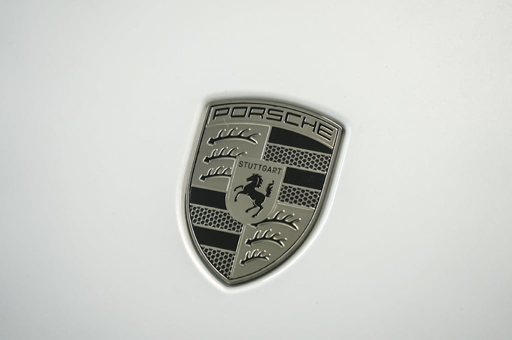 Thumbnail: 2026 Porsche Macan - 25