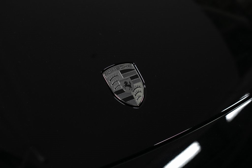 Thumbnail: 2025 Porsche Macan - 6