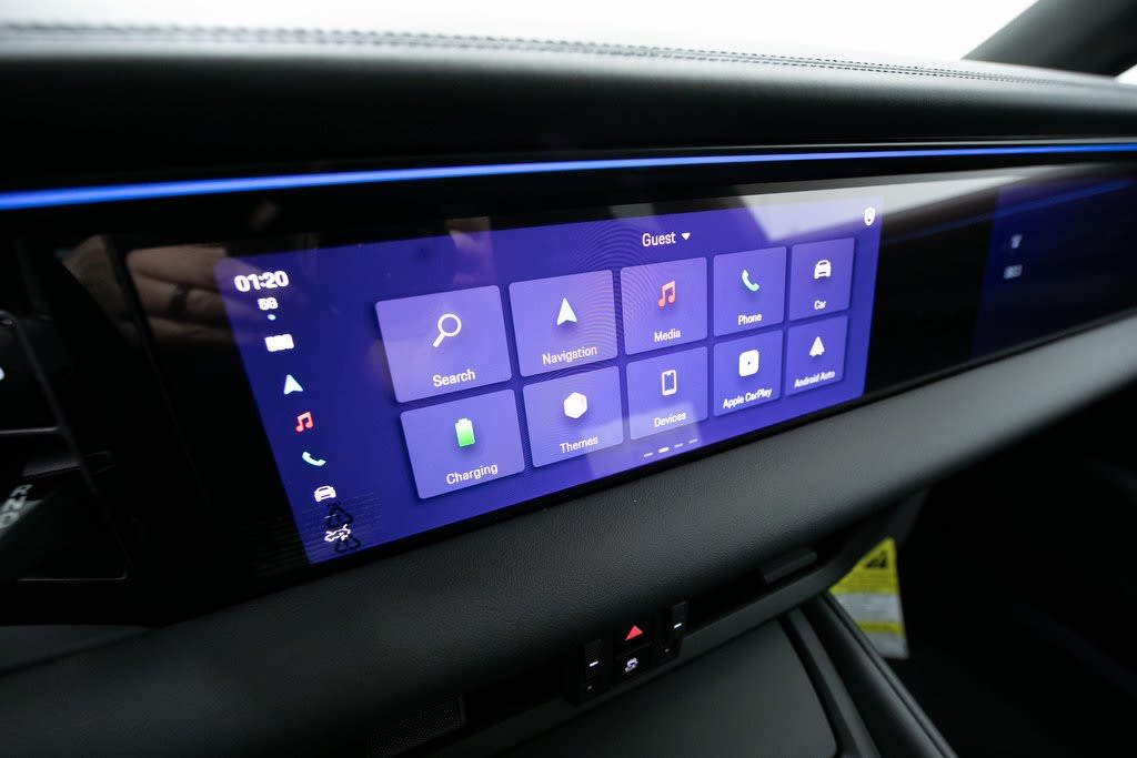 Thumbnail: 2025 Porsche Macan - 14