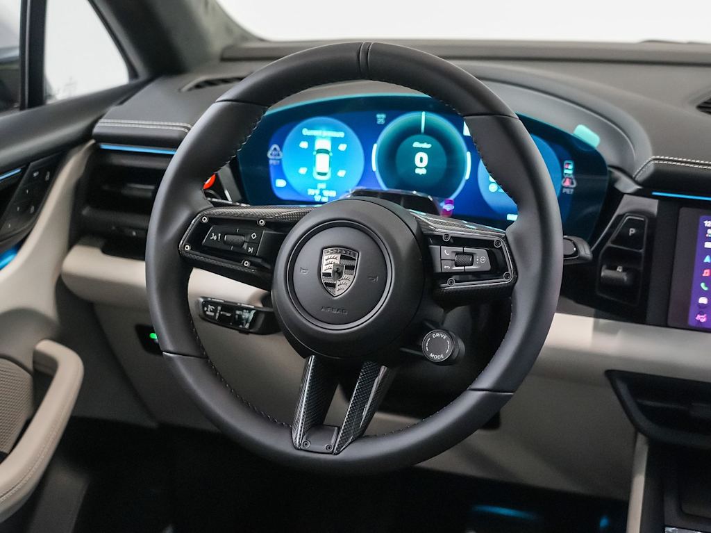 Thumbnail: 2026 Porsche Macan - 12