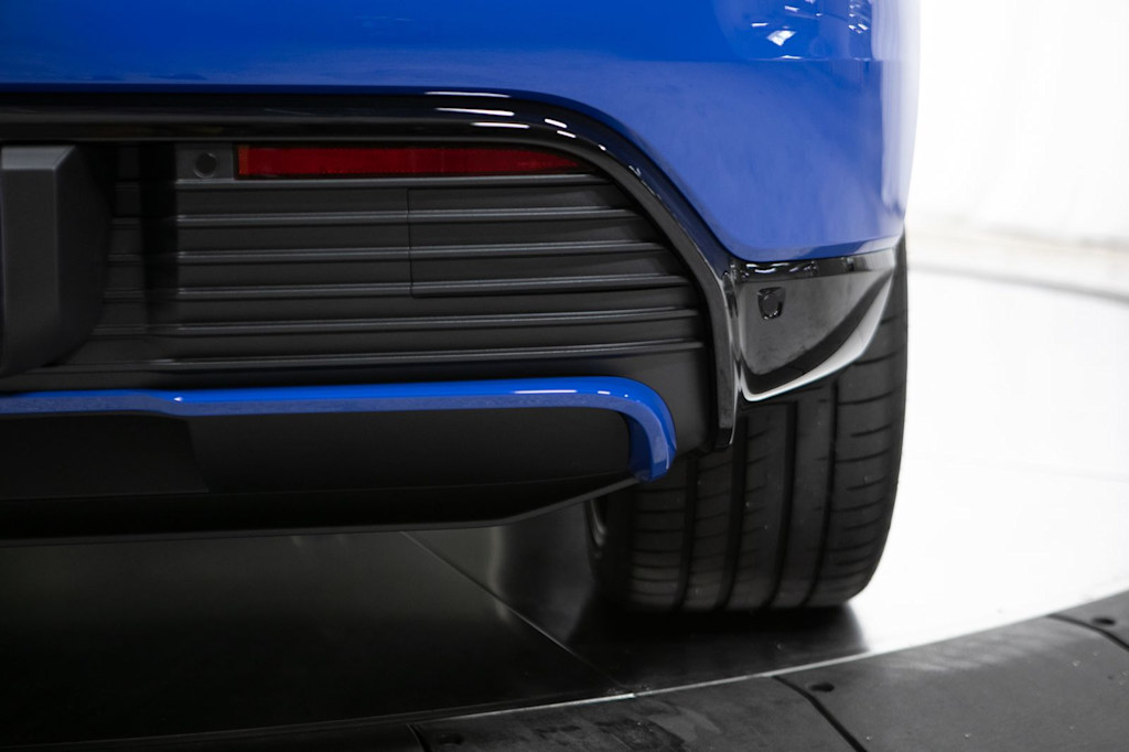 Thumbnail: 2026 Porsche Macan - 24