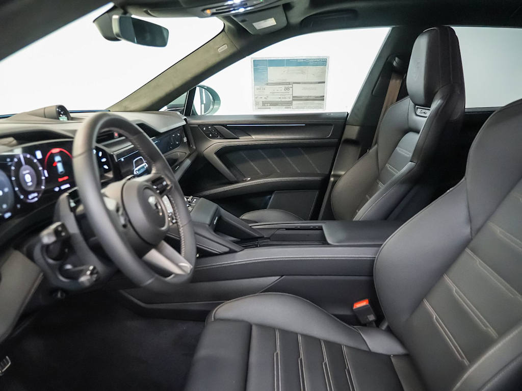 Thumbnail: 2026 Porsche Cayenne - 25