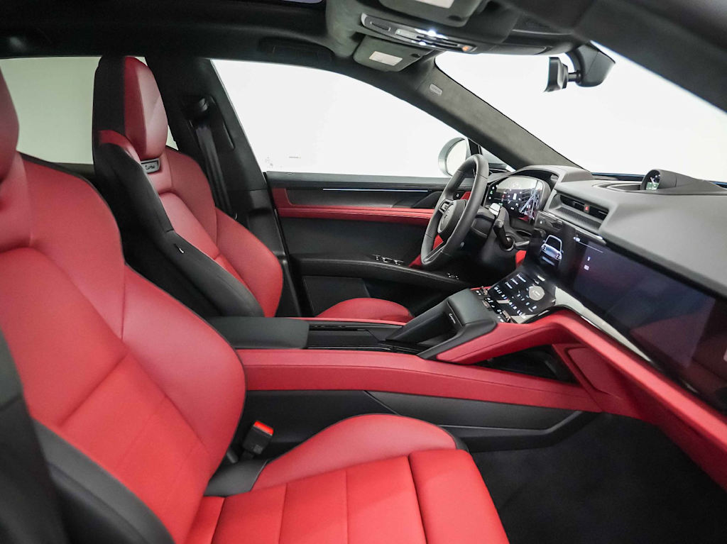 Thumbnail: 2026 Porsche Cayenne - 10