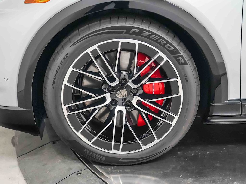 Thumbnail: 2026 Porsche Cayenne - 7