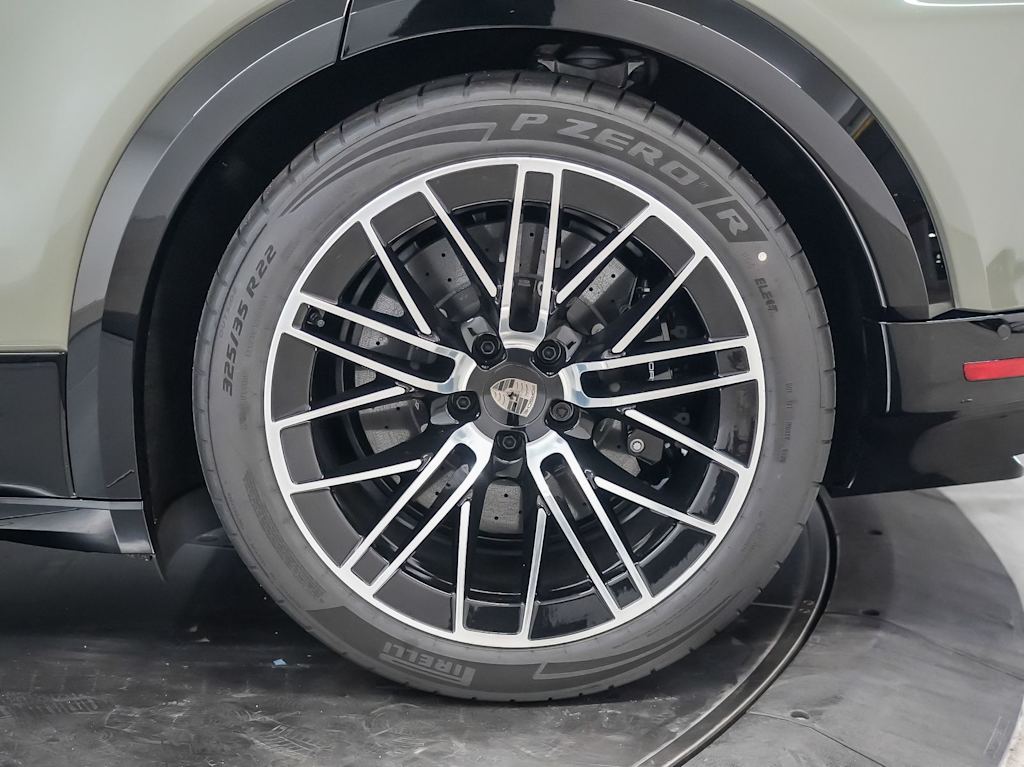 Thumbnail: 2026 Porsche Cayenne - 21