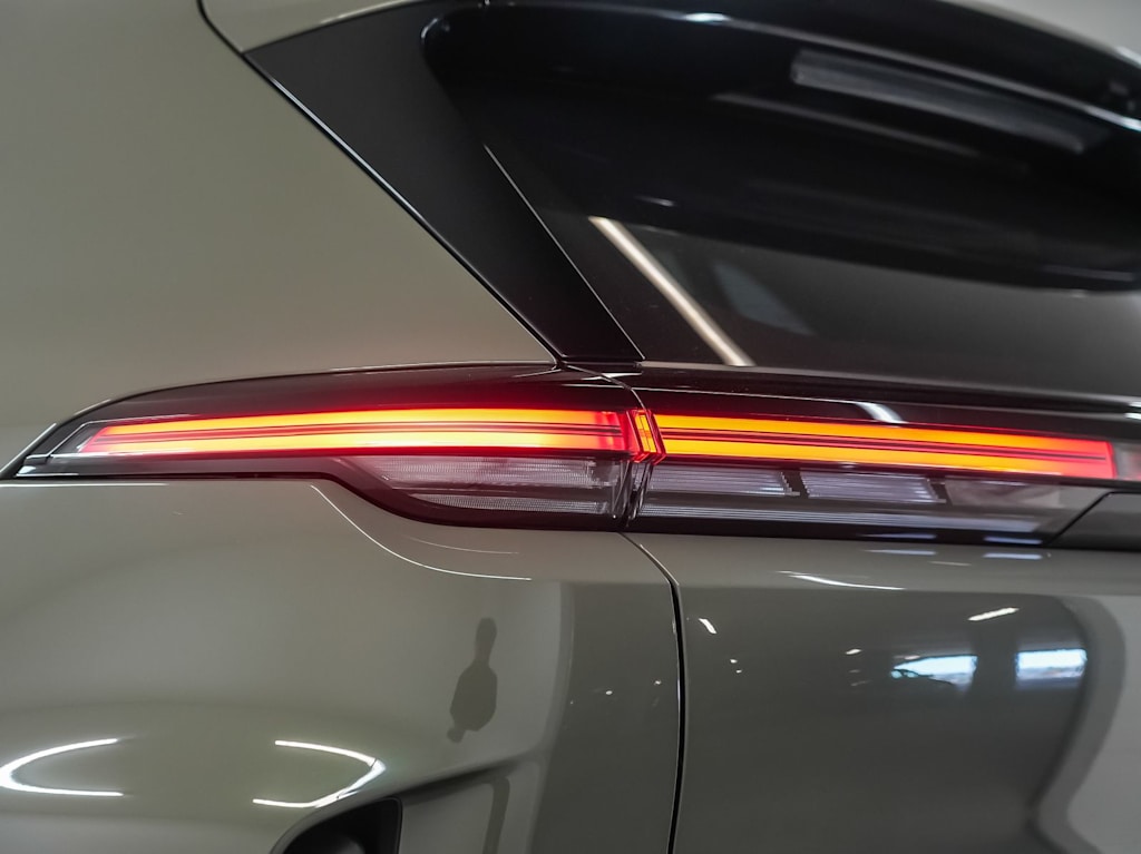 Thumbnail: 2026 Porsche Cayenne - 22