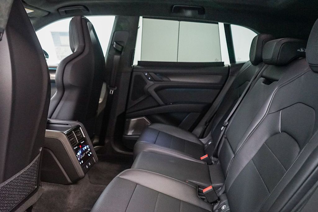 Thumbnail: 2026 Porsche Cayenne - 12