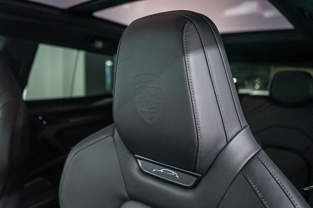 Thumbnail: 2026 Porsche Cayenne - 32