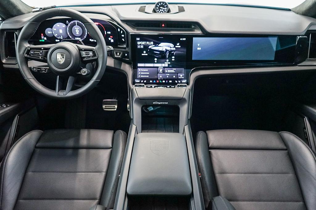 Thumbnail: 2026 Porsche Cayenne - 9