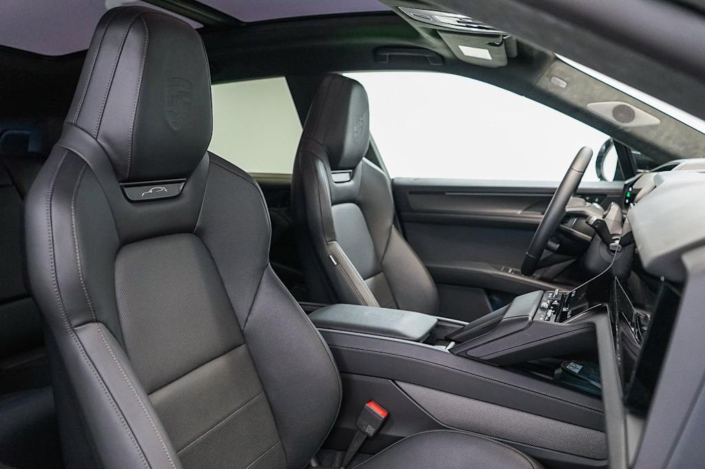 Thumbnail: 2026 Porsche Cayenne - 11