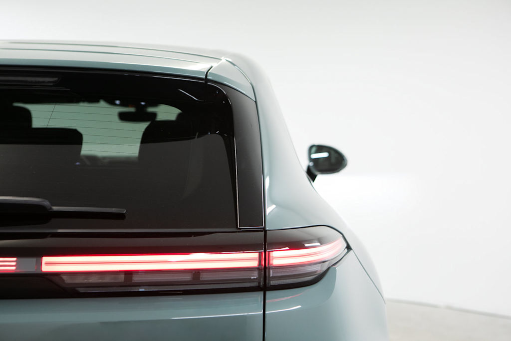 Thumbnail: 2026 Porsche Cayenne - 25