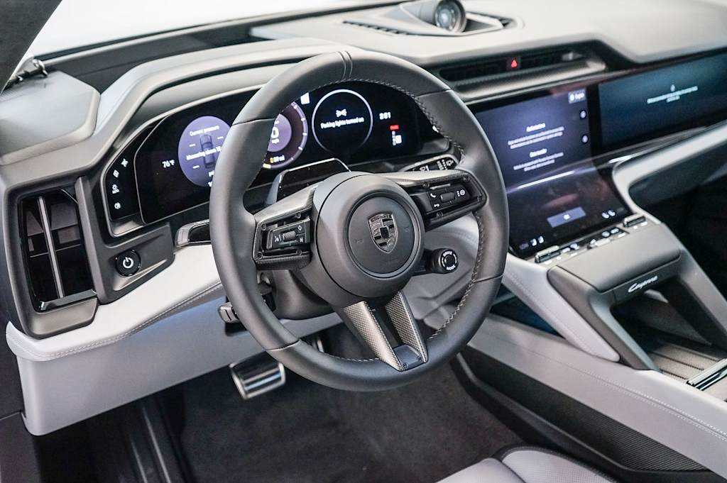 Thumbnail: 2026 Porsche Cayenne - 2