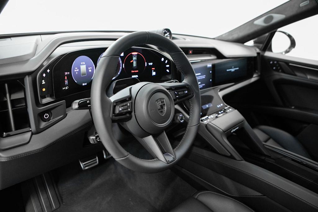 Thumbnail: 2026 Porsche Cayenne - 2