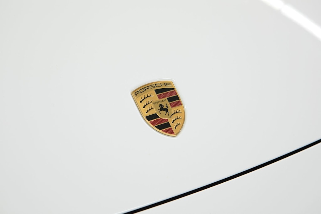 Thumbnail: 2026 Porsche Macan - 21