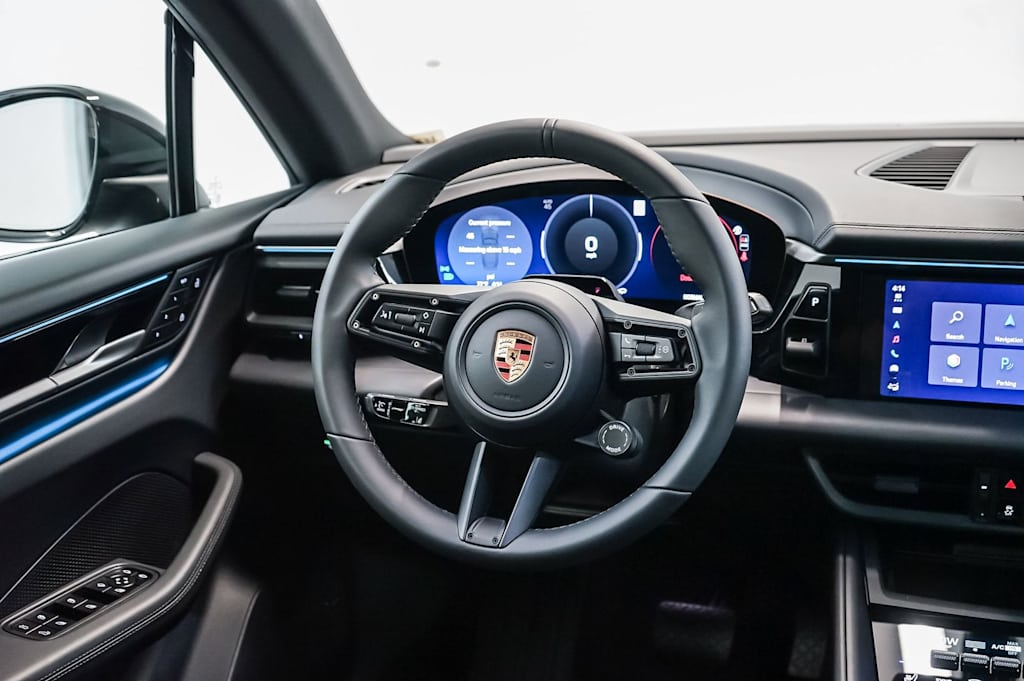 Thumbnail: 2026 Porsche Macan - 12