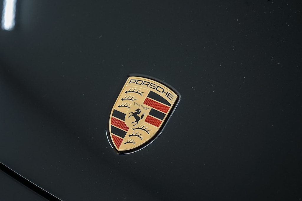 Thumbnail: 2026 Porsche Macan - 6