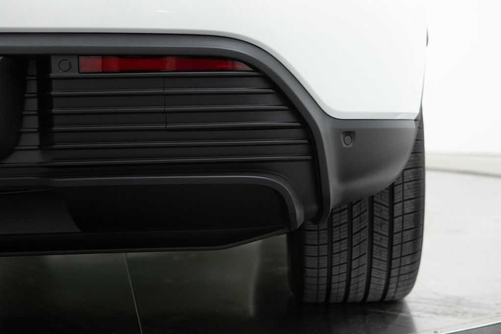 Thumbnail: 2026 Porsche Macan - 37