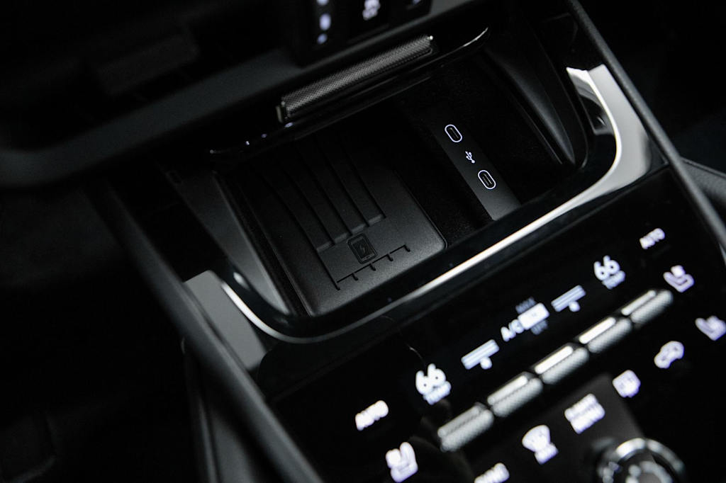 Thumbnail: 2026 Porsche Cayenne - 32