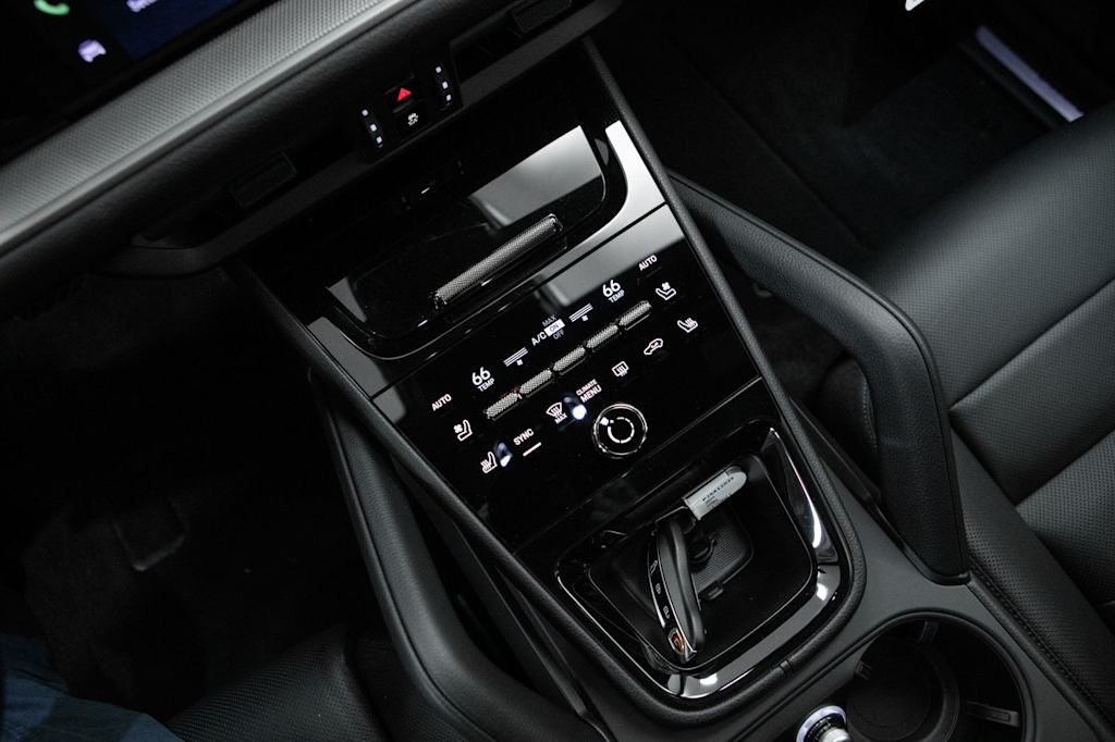 Thumbnail: 2026 Porsche Cayenne - 13
