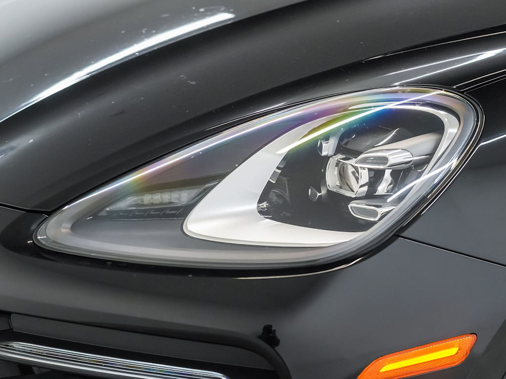 Thumbnail: 2023 Porsche Cayenne - 22