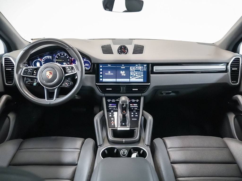 Thumbnail: 2023 Porsche Cayenne - 10