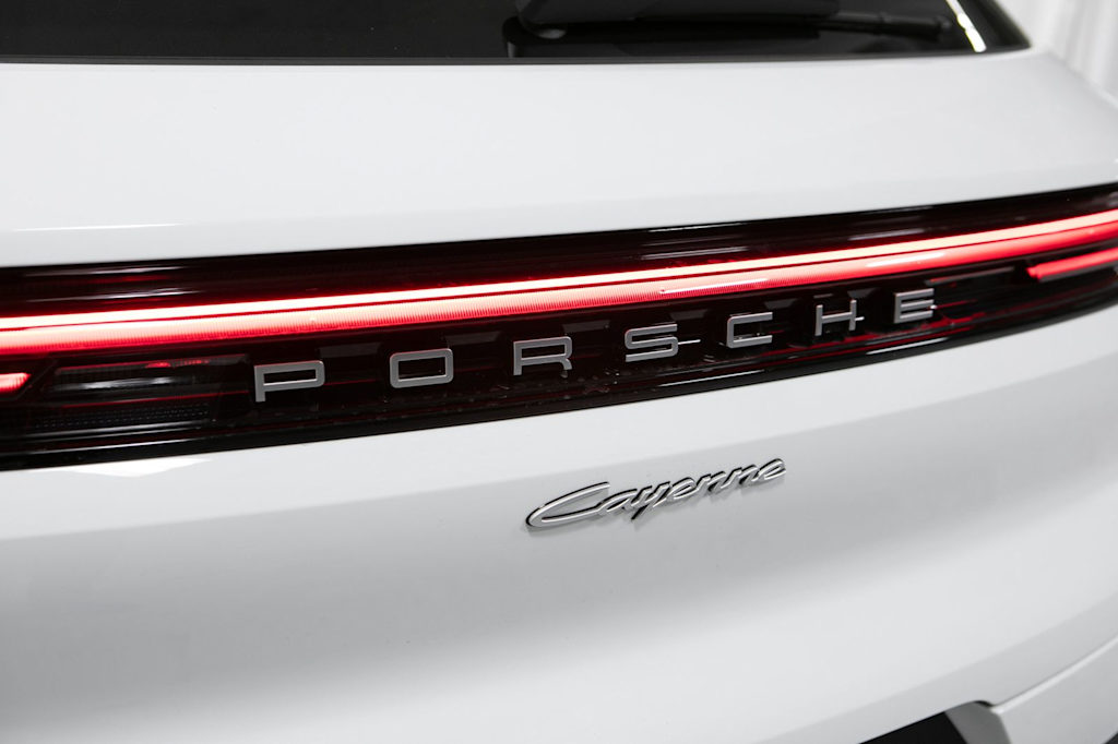 Thumbnail: 2026 Porsche Cayenne - 24