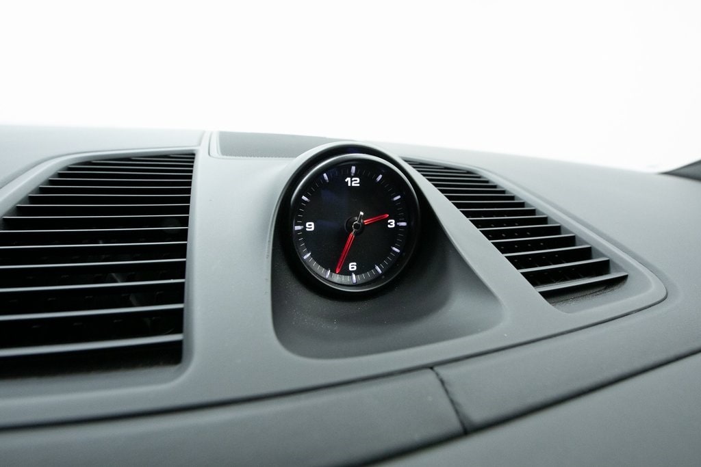 Thumbnail: 2022 Porsche Cayenne - 26