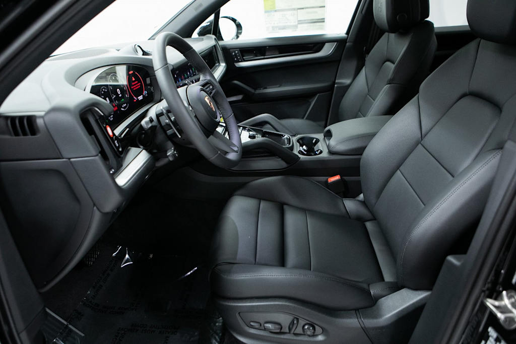 Thumbnail: 2026 Porsche Cayenne - 11