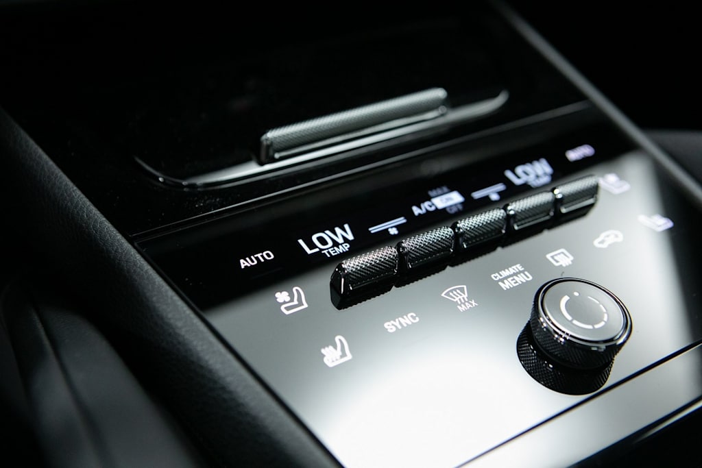 Thumbnail: 2026 Porsche Cayenne - 24