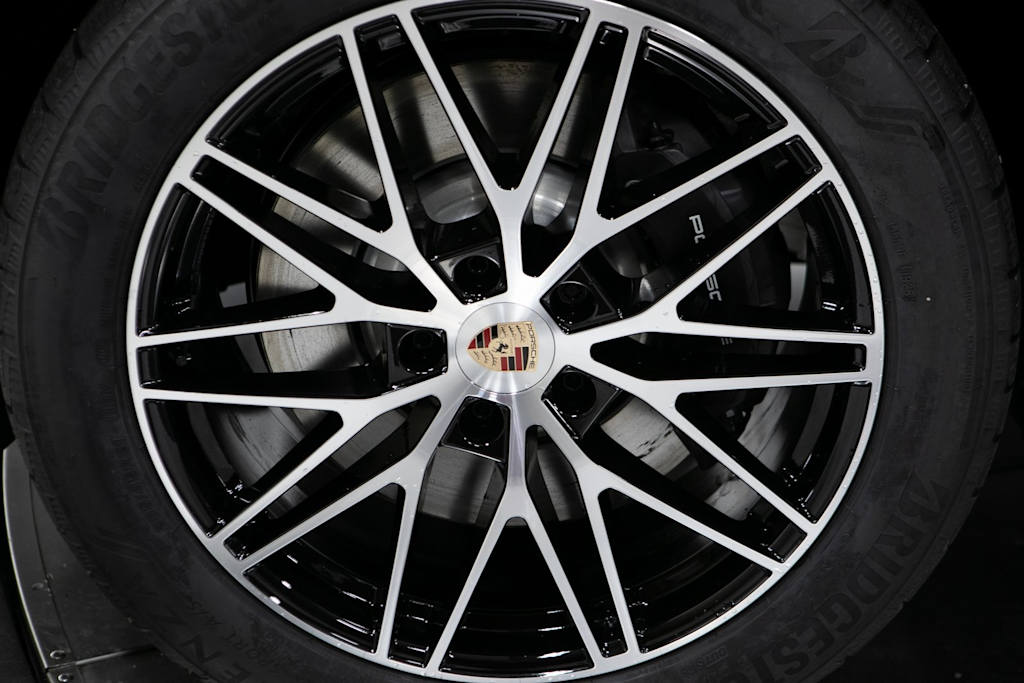 Thumbnail: 2026 Porsche Cayenne - 8