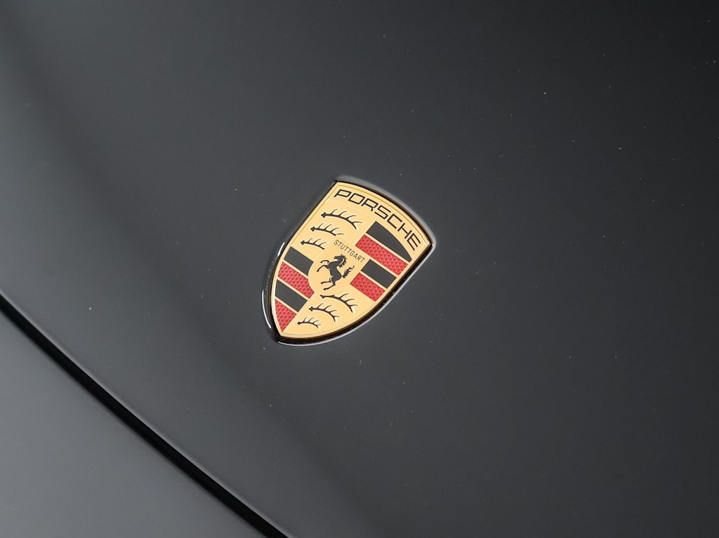 Thumbnail: 2026 Porsche Macan - 6