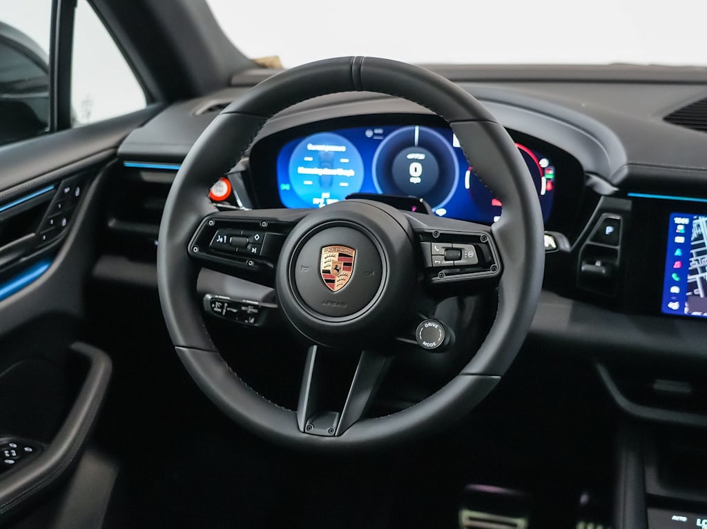Thumbnail: 2026 Porsche Macan - 12