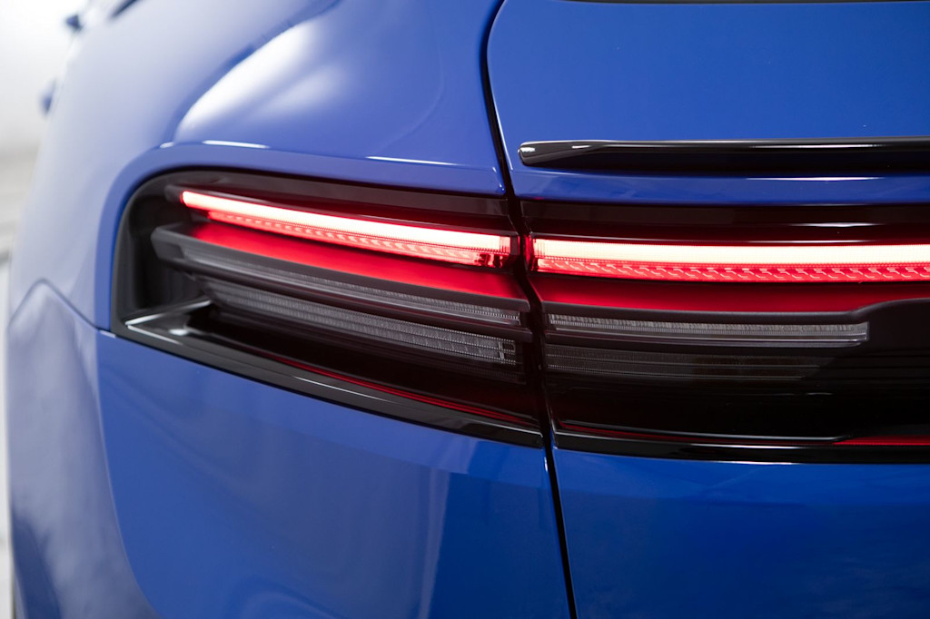 Thumbnail: 2026 Porsche Macan - 22